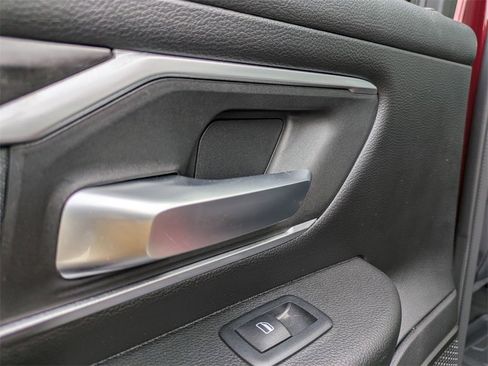 Used 2023 RAM 1500 Big Horn image 24