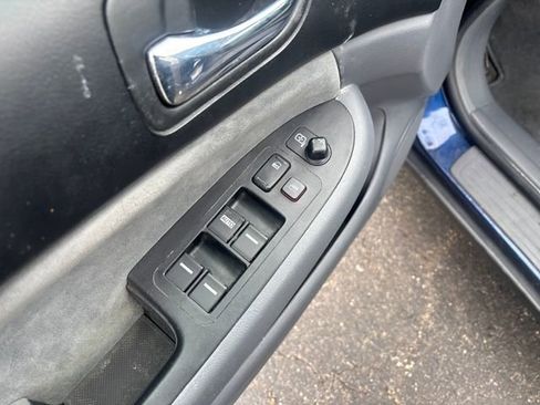 Used 2004 Honda Accord LX image 16