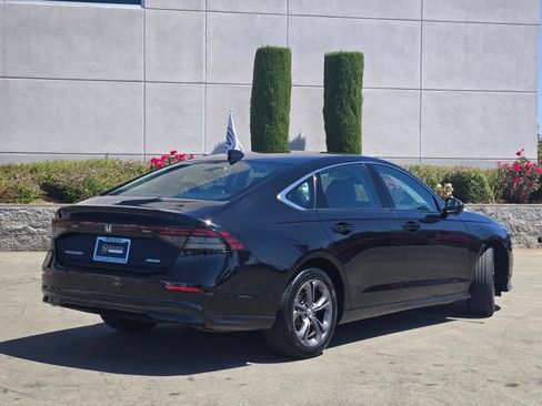 Used 2024 Honda Accord EX-L image 7