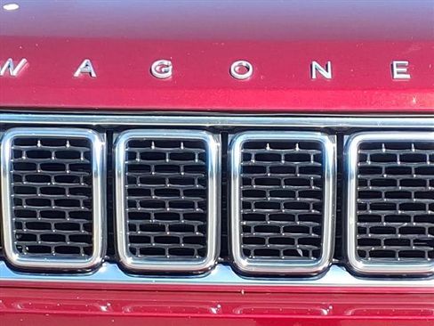 Used 2023 Jeep Wagoneer Series III w/ Premium Group I image 15