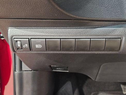 Used 2025 Toyota Corolla SE FWD image 24