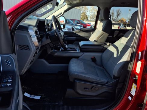 Used 2022 Ford F150 XLT w/ Equipment Group 302A High image 12