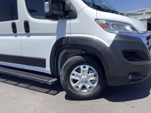 Used 2025 RAM ProMaster 1500 w/ Quick Order Package 22G SLT FWD image 3