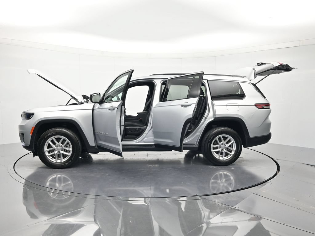 Used 2024 Jeep Grand Cherokee L Laredo RWD image 46