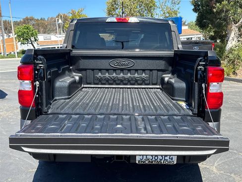 Certified 2025 Ford Maverick XLT w/ XLT Luxury Package FWD image 13