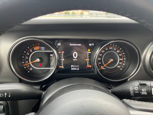 Used 2022 Jeep Wrangler Unlimited Sport image 18