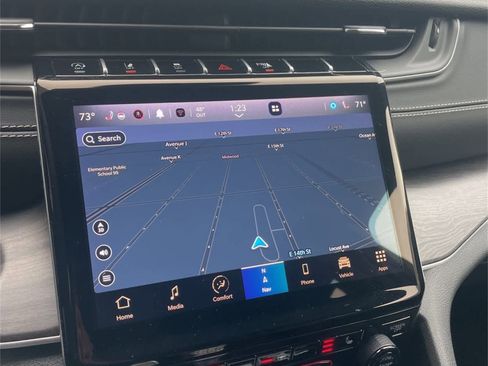 Used 2024 Jeep Grand Cherokee L Limited image 21