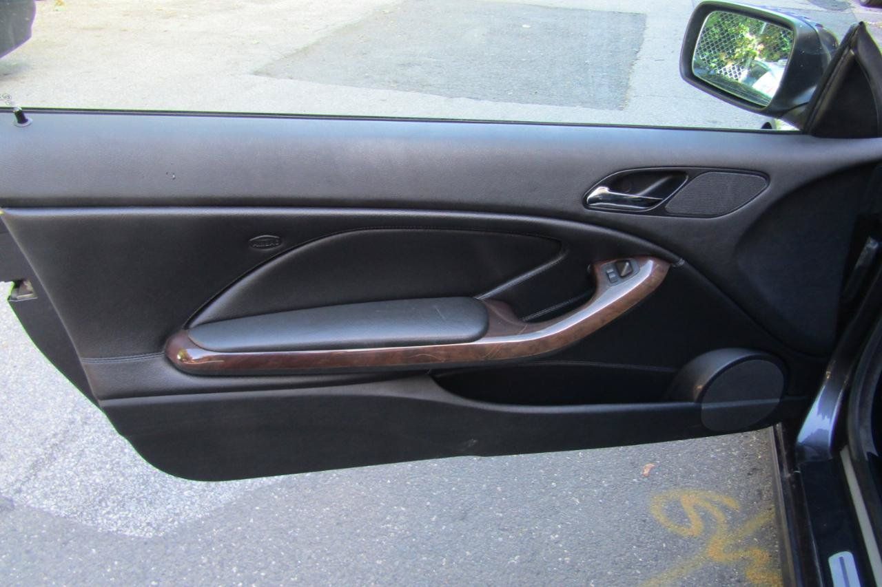 Used 2006 BMW 325Ci Convertible RWD image 37