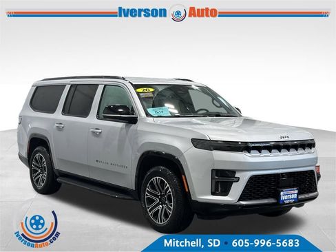 New 2026 Jeep Grand Wagoneer L 4WD image 1