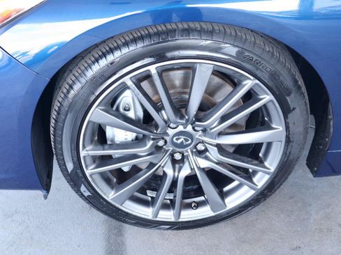 Used 2016 INFINITI Q50 Red Sport 400 RWD image 43