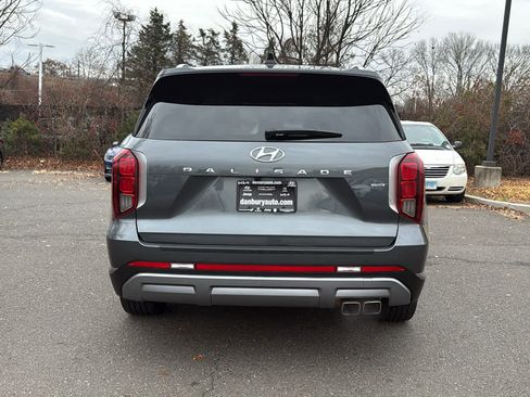 Used 2023 Hyundai Palisade SEL w/ Cargo Package image 4