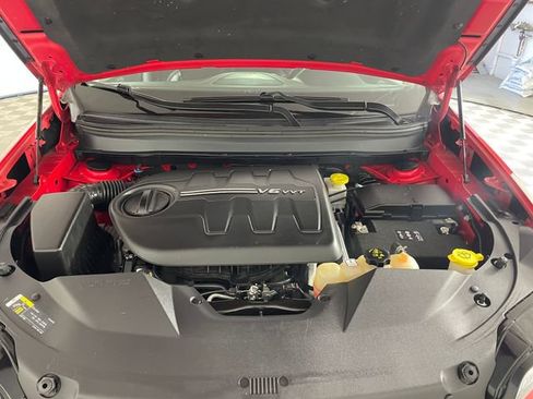 Used 2019 Jeep Cherokee Trailhawk AWD/4WD image 22