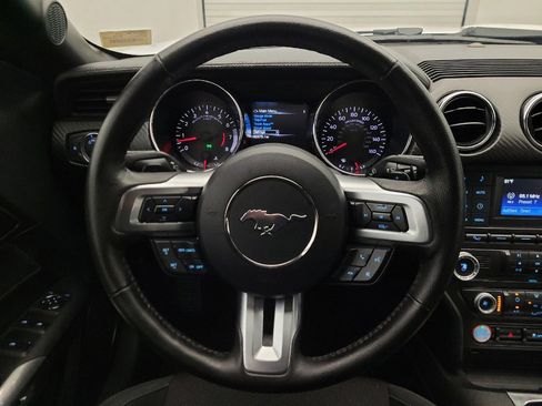 Used 2015 Ford Mustang Convertible w/ Equipment Group 051A RWD image 22