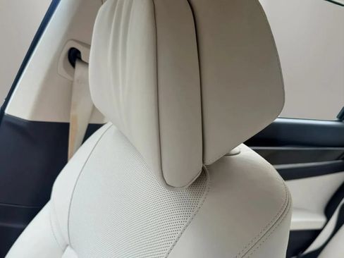 Used 2013 BMW 750Li RWD image 29