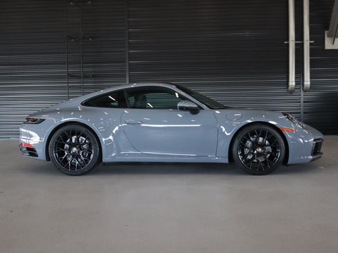 Certified 2024 Porsche 911 Carrera RWD image 11