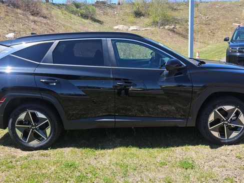 Certified 2025 Hyundai Tucson SEL AWD/4WD image 8