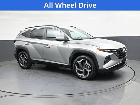 Used 2023 Hyundai Tucson SEL w/ Convenience Package AWD/4WD image 2