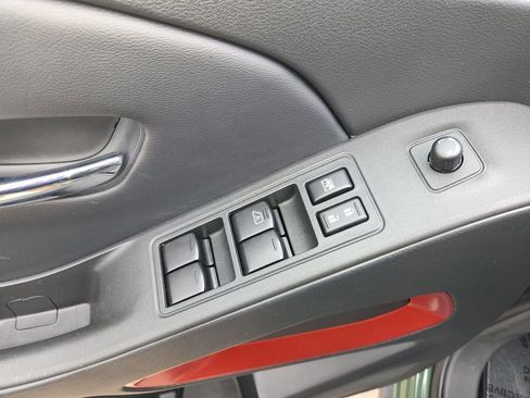 Certified 2025 Nissan Frontier Pro-X image 5