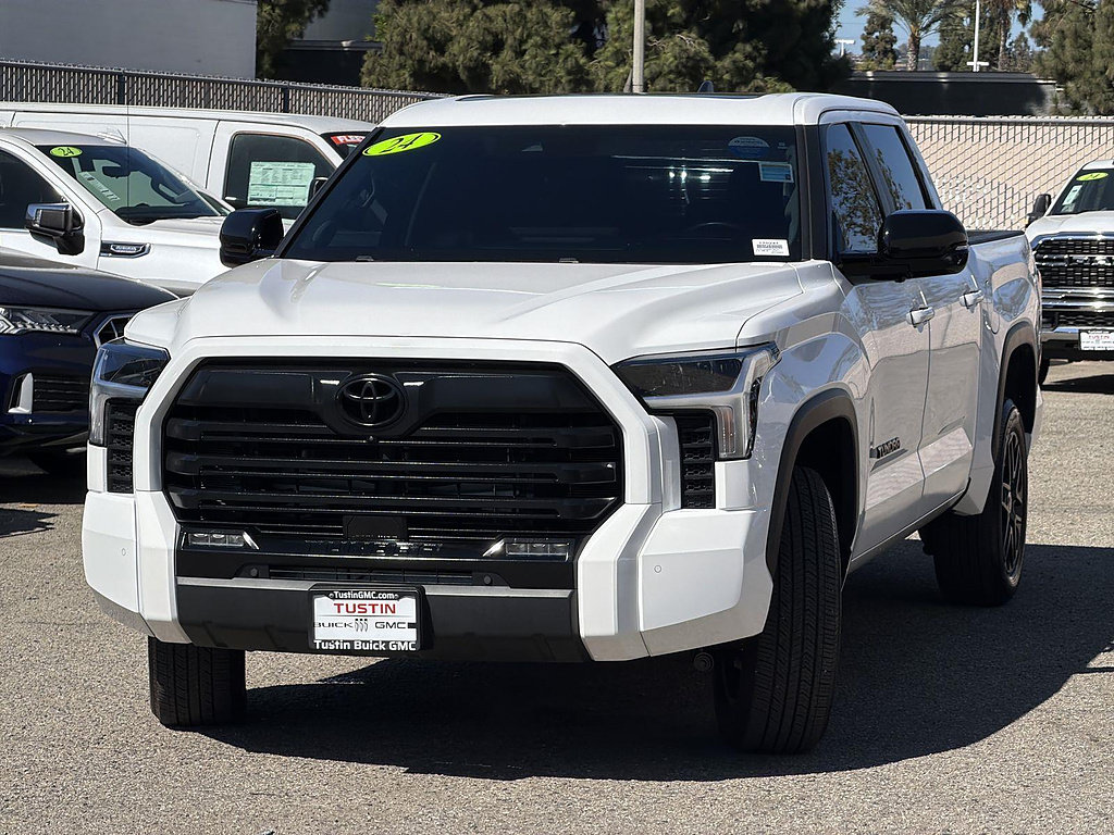 Used 2024 Toyota Tundra Limited AWD/4WD image 3
