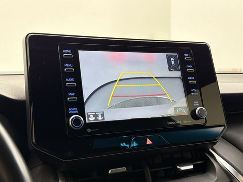 Used 2021 Toyota Venza XLE w/ Softex Package image 23