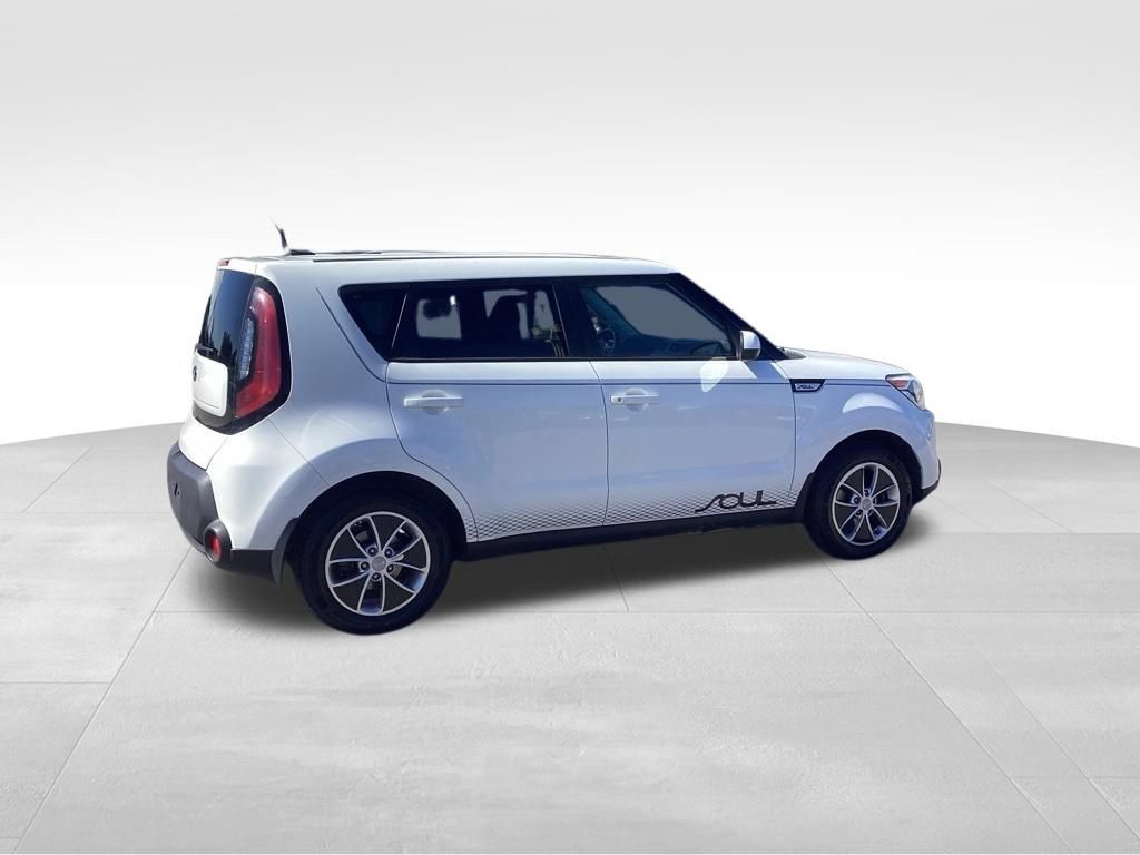Used 2016 Kia Soul FWD image 7