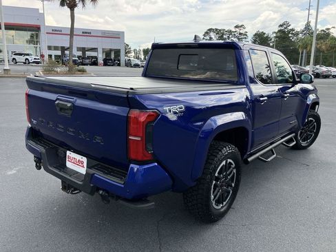 Certified 2024 Toyota Tacoma TRD Sport w/ TRD Sport Upgrade Package AWD/4WD image 5