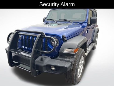 Used 2019 Jeep Wrangler Sport image 8