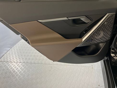 New 2026 BMW 530i w/ Executive Package image 33