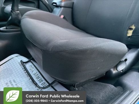 Used 2005 Dodge Neon SXT image 24