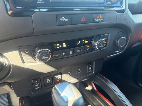Certified 2023 Nissan Frontier PRO-4X w/ Pro Convenience Package image 39
