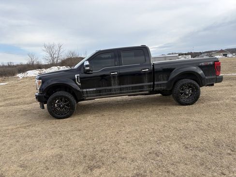 Used 2021 Ford F350 Platinum image 5