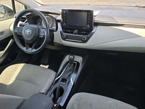 Certified 2022 Toyota Corolla LE FWD image 19