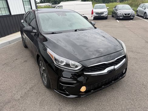 Used 2021 Kia Forte LXS FWD image 4