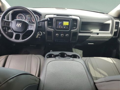 Used 2018 RAM 2500 Tradesman w/ Chrome Appearance Group image 11