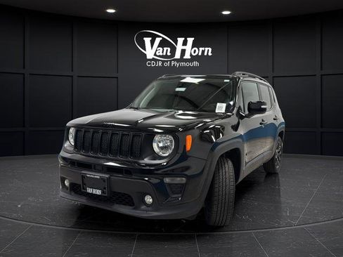 Used 2023 Jeep Renegade Altitude AWD/4WD image 3