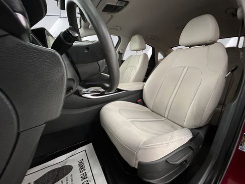 Used 2023 Hyundai Sonata SE w/ Cargo Package image 8