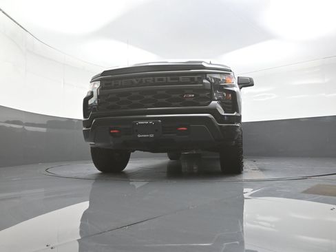 Used 2025 Chevrolet Silverado 1500 Custom Trail Boss AWD/4WD image 10