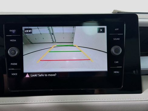 New 2026 Volkswagen Taos SE AWD/4WD image 14
