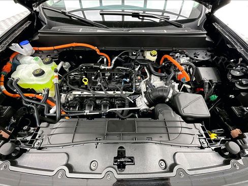 New 2026 Ford Maverick Lariat image 12