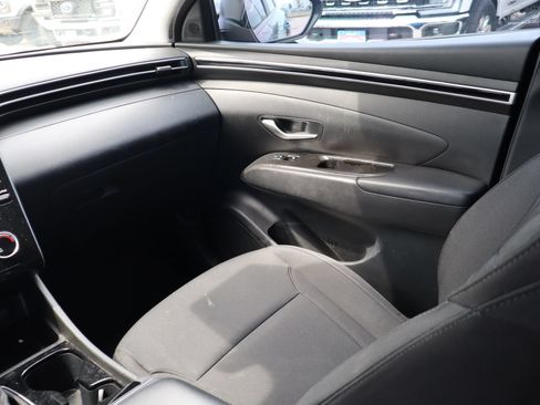 Used 2022 Hyundai Tucson SE AWD/4WD image 24