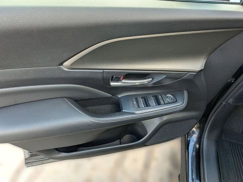 Used 2024 Toyota Grand Highlander XLE image 12