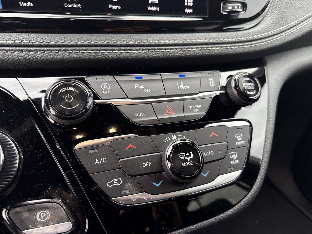 New 2026 Chrysler Pacifica Select FWD image 20
