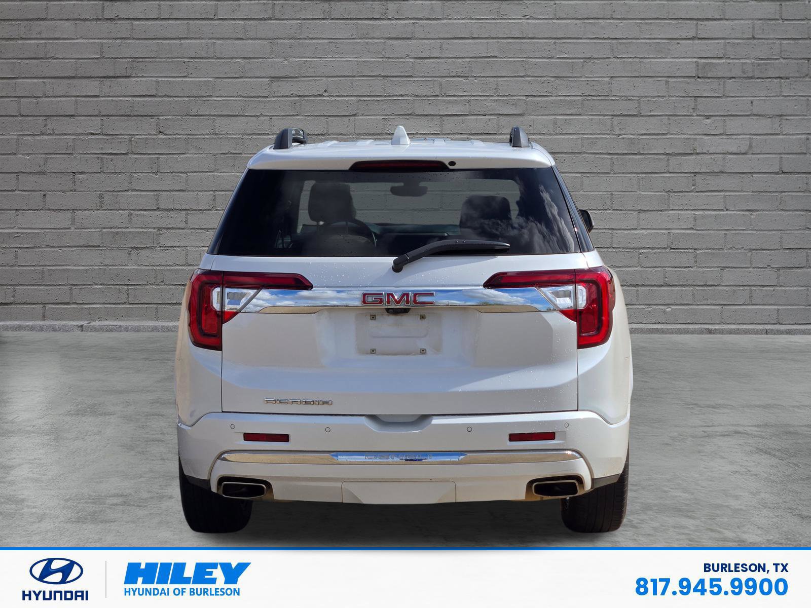 Used 2023 GMC Acadia Denali w/ Denali Ultimate Package FWD image 7