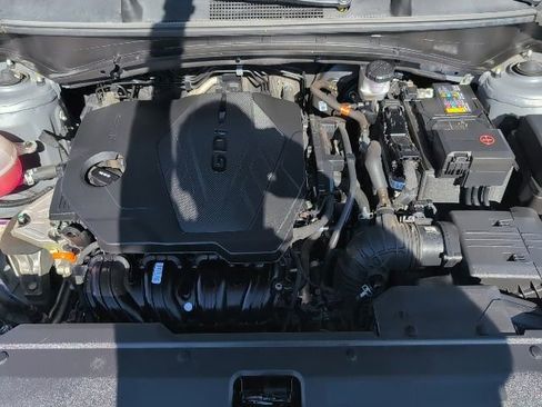 Used 2023 Kia Sportage LX image 21