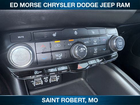 Used 2025 Dodge Durango GT AWD/4WD image 16