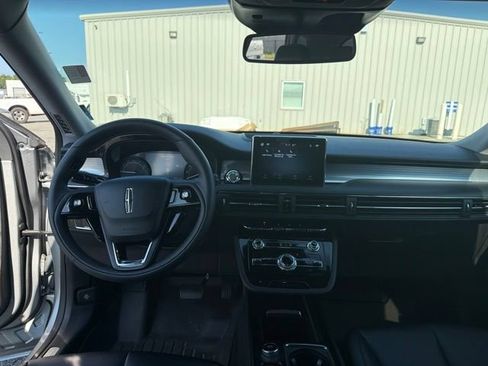 Used 2022 Lincoln Corsair FWD image 14
