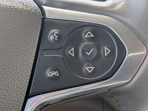 Used 2019 Chevrolet Traverse LT w/ LT Premium Package FWD image 34