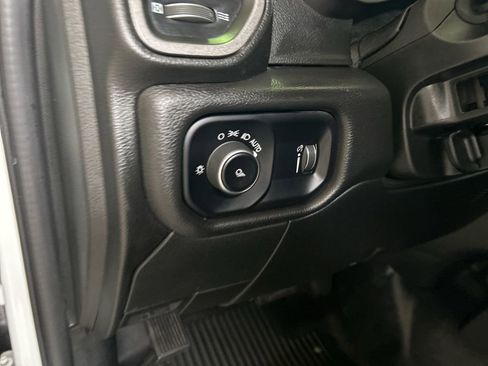 Used 2024 RAM 3500 Tradesman image 36