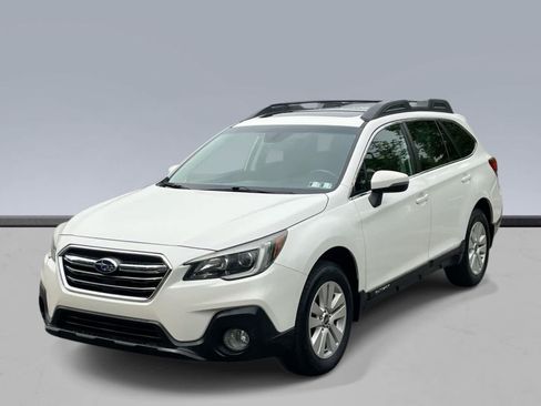 Used 2019 Subaru Outback 2.5i Premium w/ Popular Package #2 AWD/4WD image 1