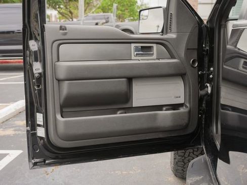 Used 2014 Ford F150 Raptor w/ Equipment Group 801A Luxury image 23